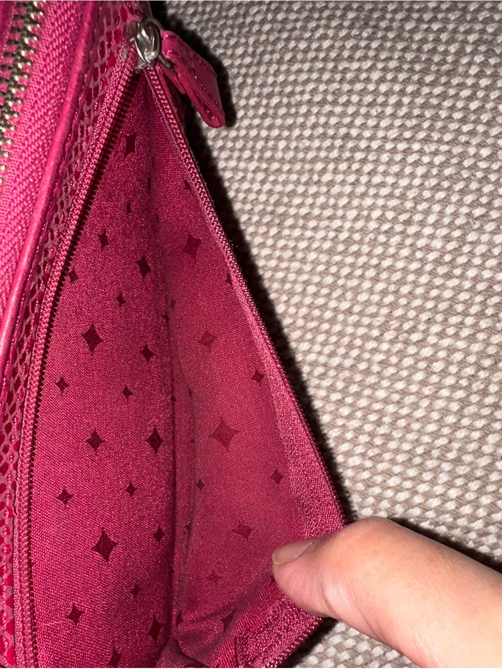 FOSSIL Snakeskin Embossed Pink Leather Zip Around Clutch Wallet - Picture 9 of 11